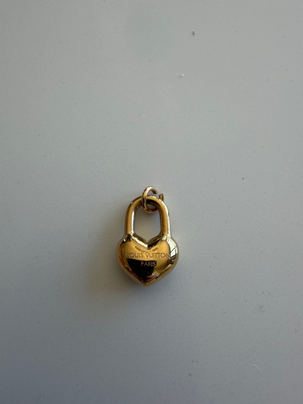 Louis Vuitton Shiny Gold Heart Padlock Charm